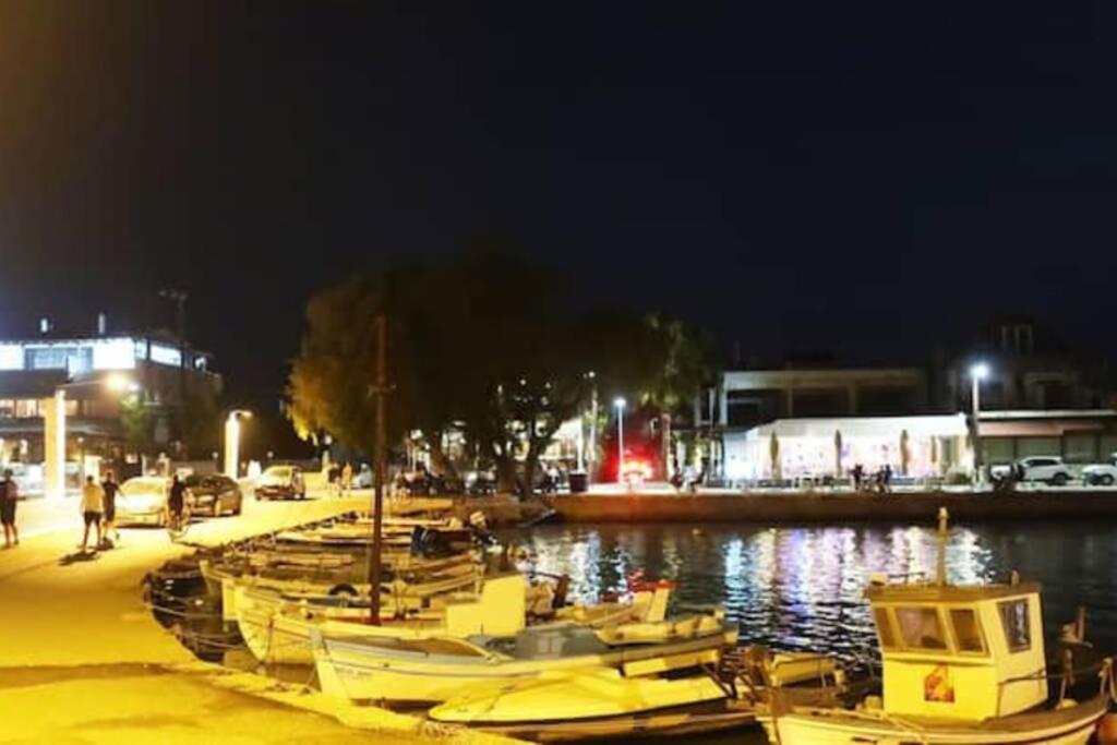 Πολυτελές Διαμέρισμα 3 Χαλκίδα-Παραλία Αυλίδος Paralia Avlidhos Екстериор снимка